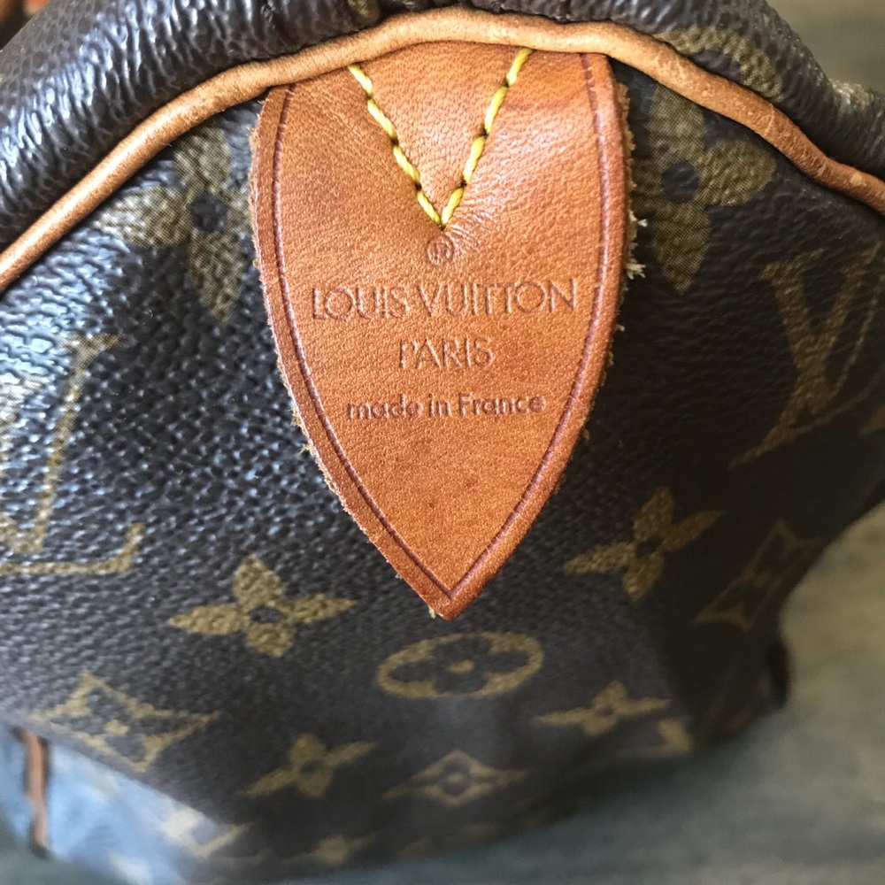 Authentic Louis Vuitton Speedy 30 - Picture 6 of 8